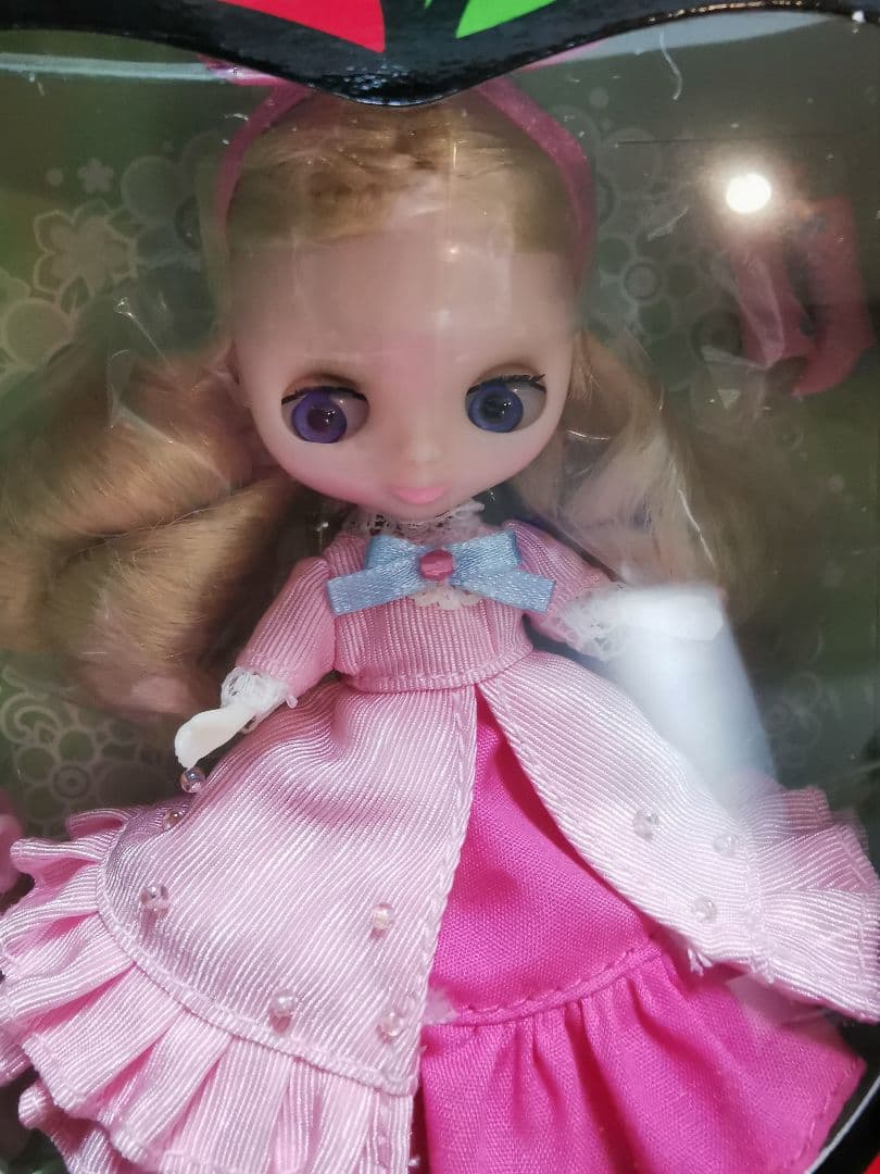 新品未開封☆プチブライス レッドアップル