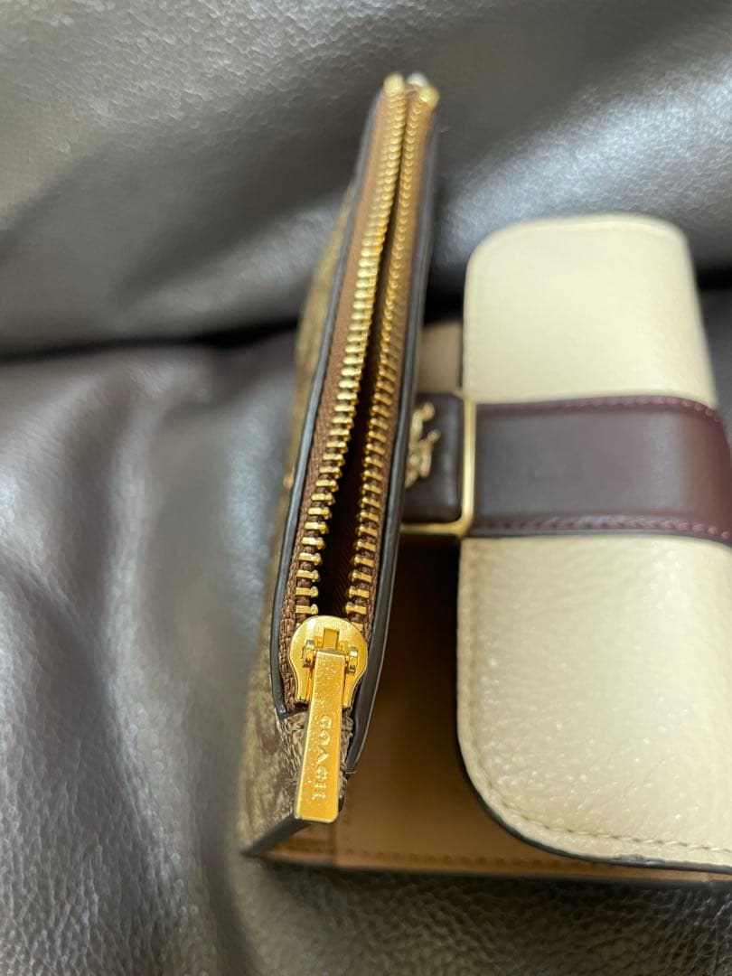 COACH コーチ シグネチャー 三つ折り財布 コンパクトウォレット