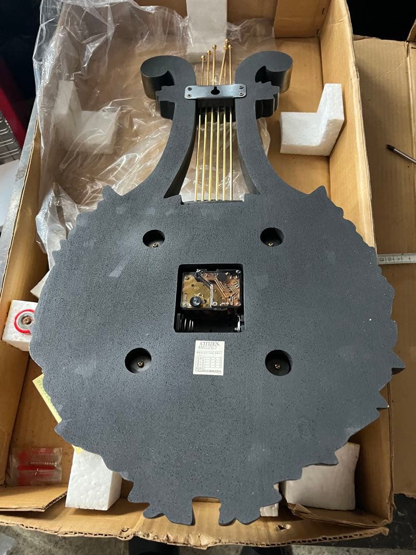 バラのブロンズ調掛け時計、ブロンズ調クォーツ掛け時計、新品時計、デッドストック