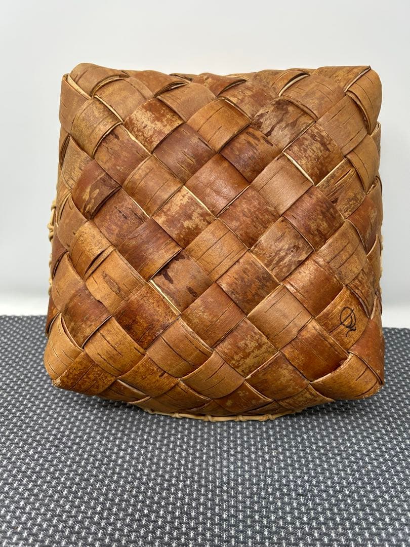 ヴィンテージ白樺 根かがり 　　　　スクエア かご