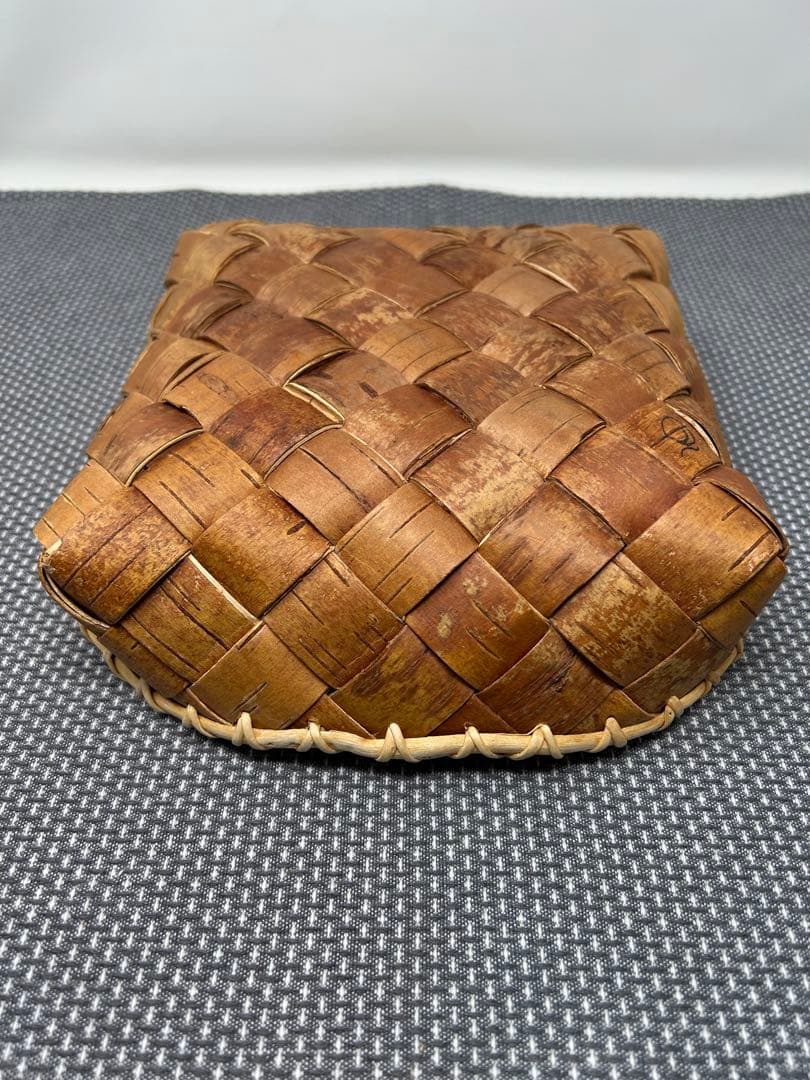 ヴィンテージ白樺 根かがり 　　　　スクエア かご