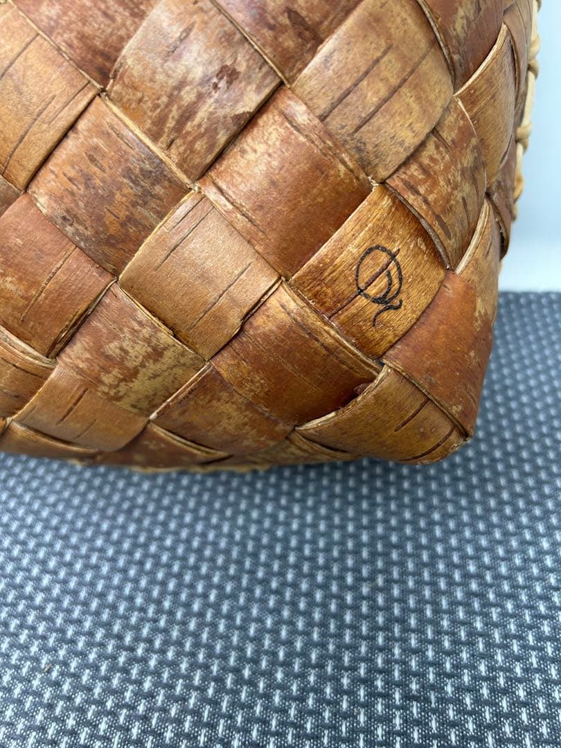 ヴィンテージ白樺 根かがり 　　　　スクエア かご