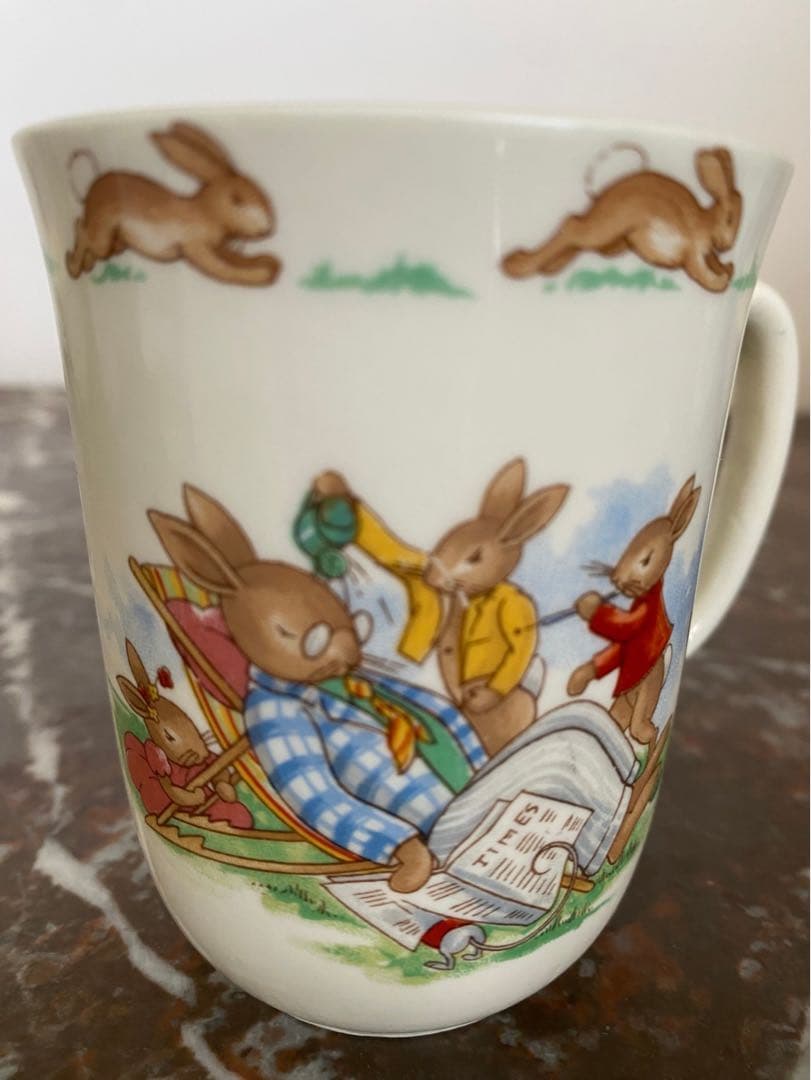 美品.セール中　vintage ロイヤルドルトン Bunnykins