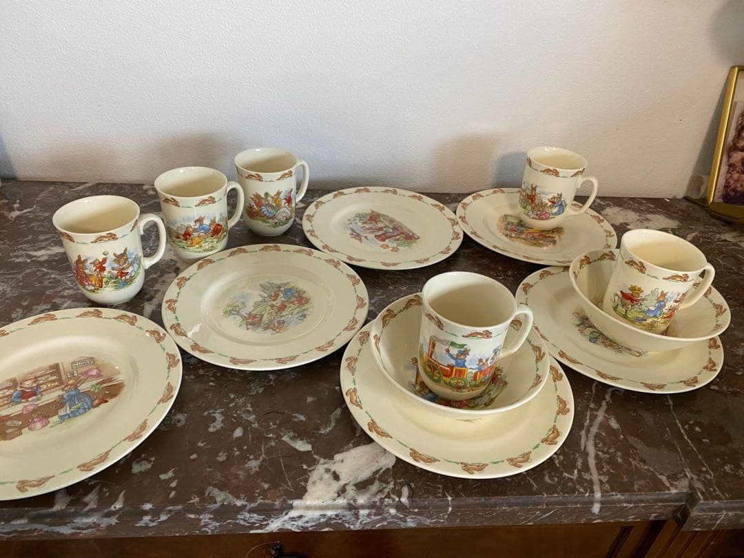 美品.セール中　vintage ロイヤルドルトン Bunnykins