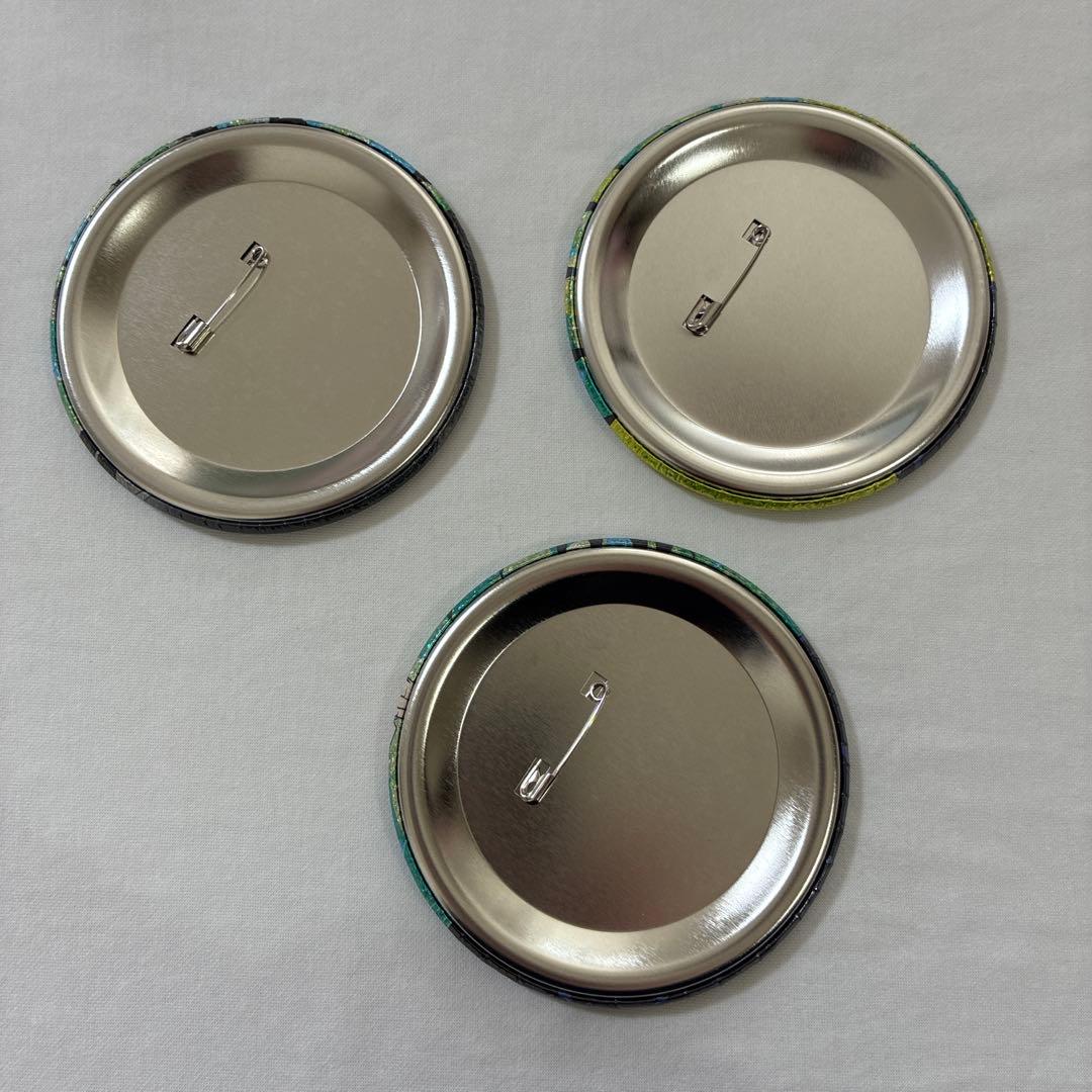 呪術廻戦　缶バッジ　伏黒恵　ホログラム