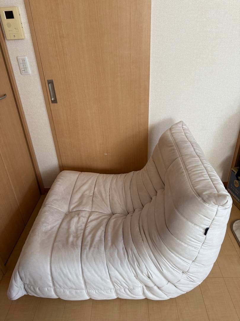 【美品】【トーゴ風】1人様用ホワイトソファ