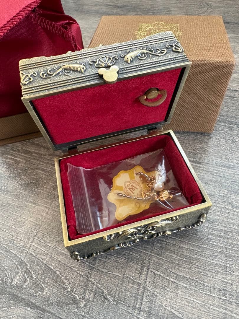 ホテルミラコスタ非売品 小物入れ/オルゴール /アクセサリーケース