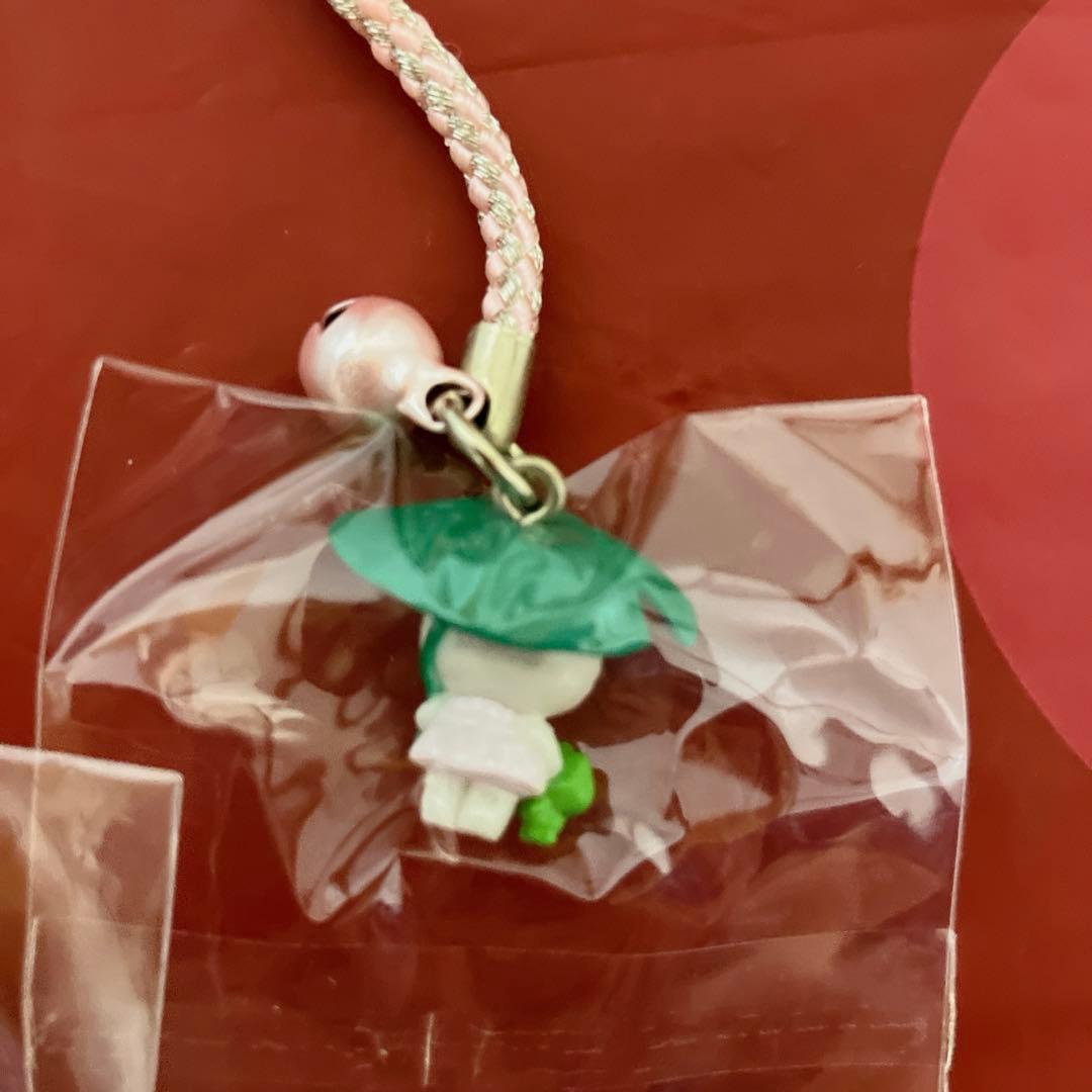 サンリオ ハローキティ ご当地キティ キティ根付け 葉っぱの傘 蓮 梅雨