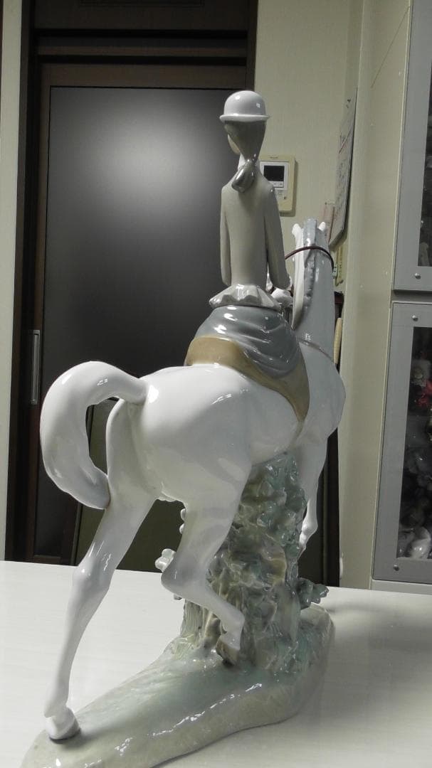 ヨシカネ　LLADRO　リヤドロ　【白い馬の少女】１３　リアドロ　L483