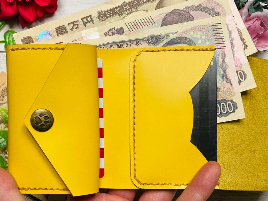 ❤【新色♪】【可愛さ×高級感♪】お洒落可愛い猫のコンパクトミニ財布♪黄色イエロー