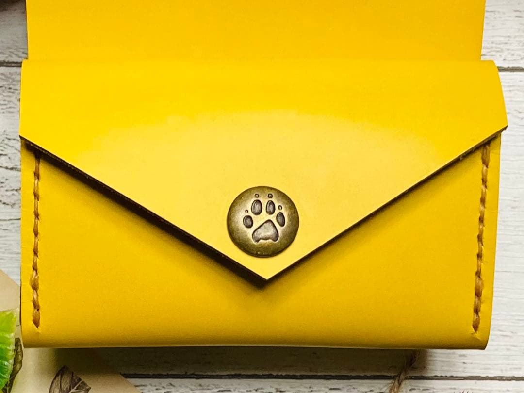 ❤【新色♪】【可愛さ×高級感♪】お洒落可愛い猫のコンパクトミニ財布♪黄色イエロー