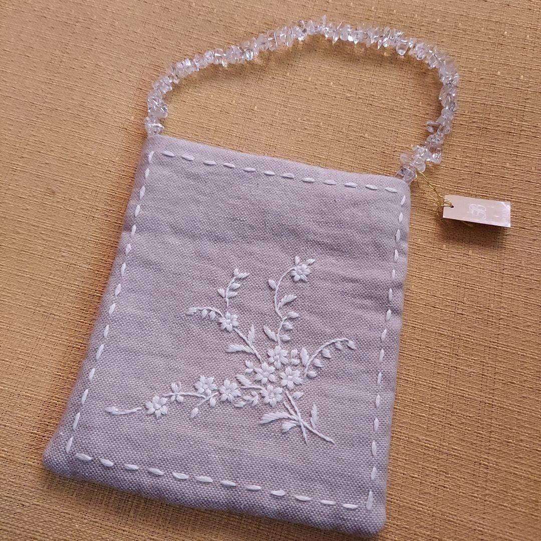 刺繍クリスタルビーズサコッシュ ベージュ