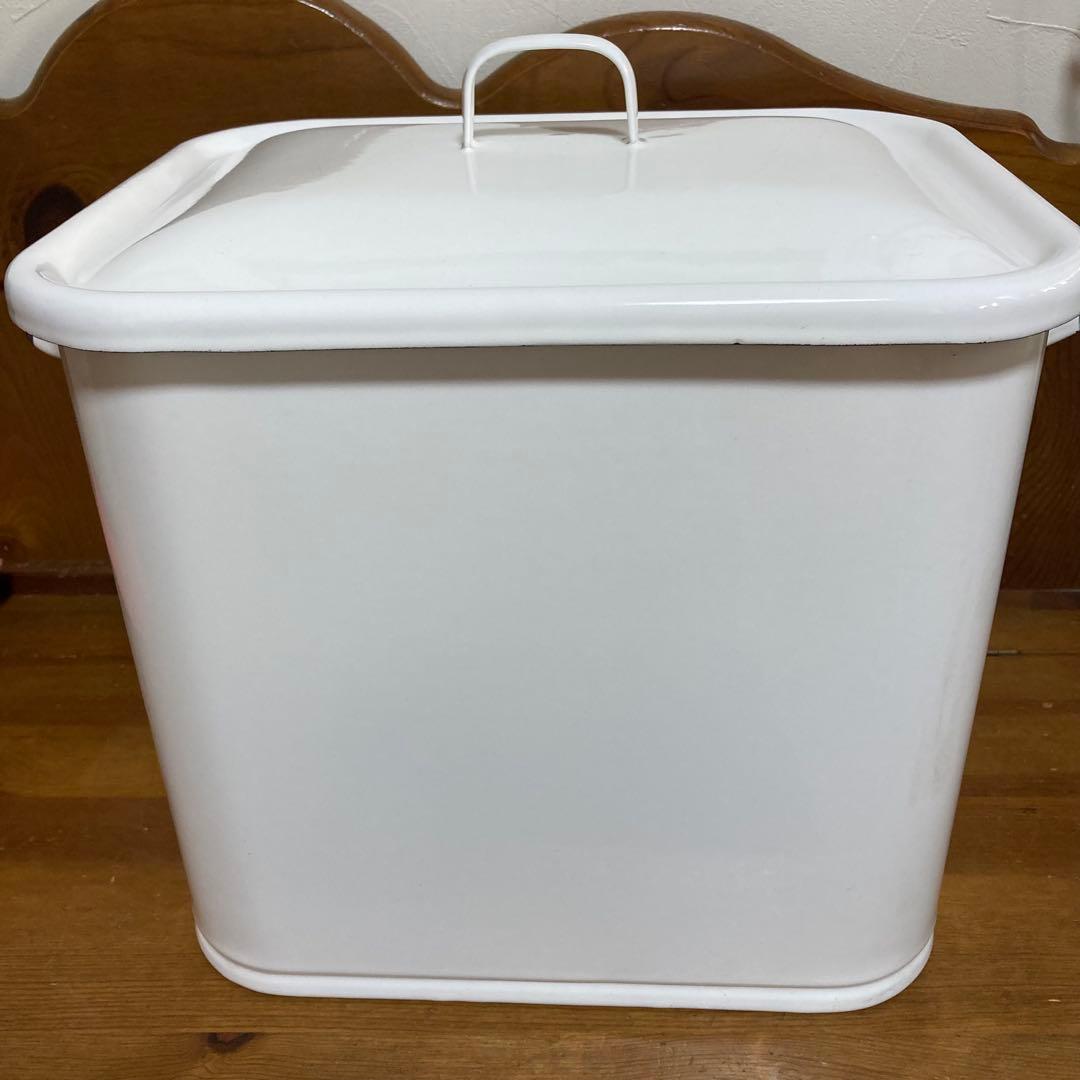 ホーロー　ブレッド缶　ブレッドケース　 パンケース　白×紺　協和工業　レア