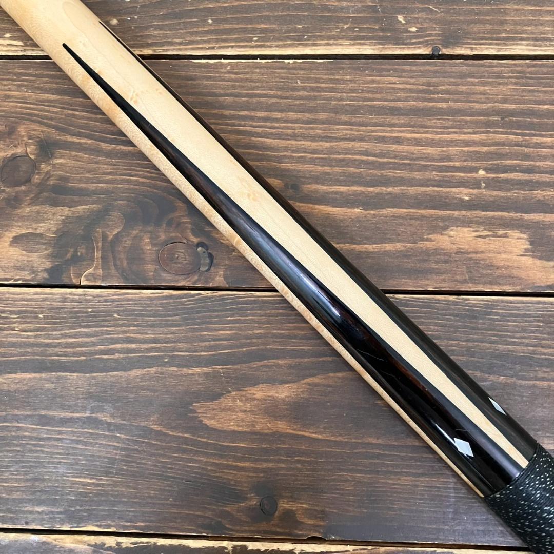 MEZZ　メッズ　キュー　ビリヤード