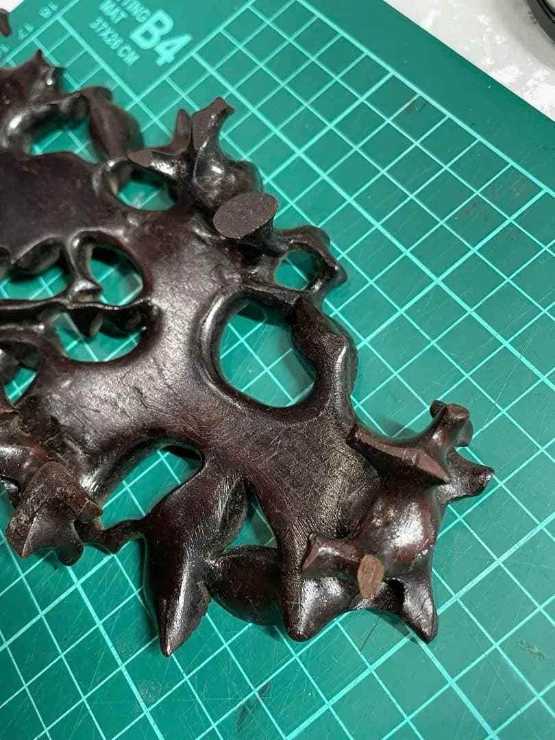 希少　中国骨董　美術品　翡翠　青島獅子　天然石　置物　年代物　台座付き　箱付き