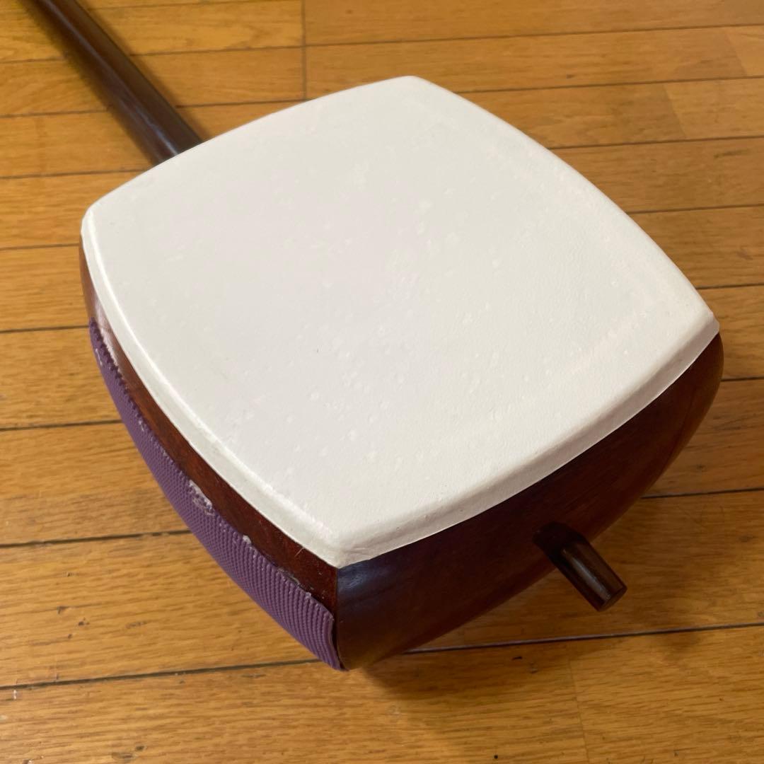 両面新皮張りたて！民謡三味線 ケース付 紫檀 中棹 お稽古に