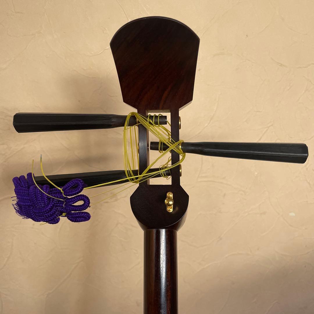 両面新皮張りたて！民謡三味線 ケース付 紫檀 中棹 お稽古に