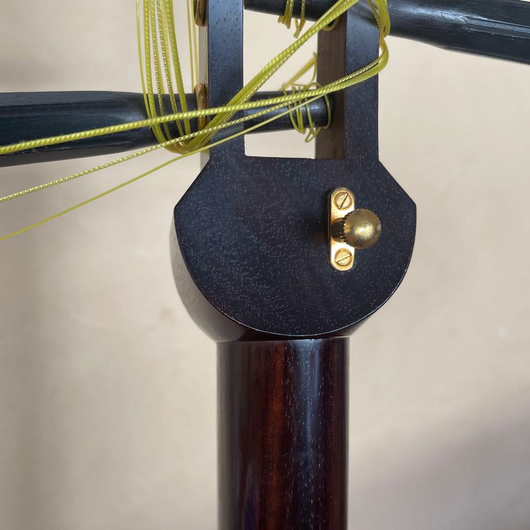 両面新皮張りたて！民謡三味線 ケース付 紫檀 中棹 お稽古に