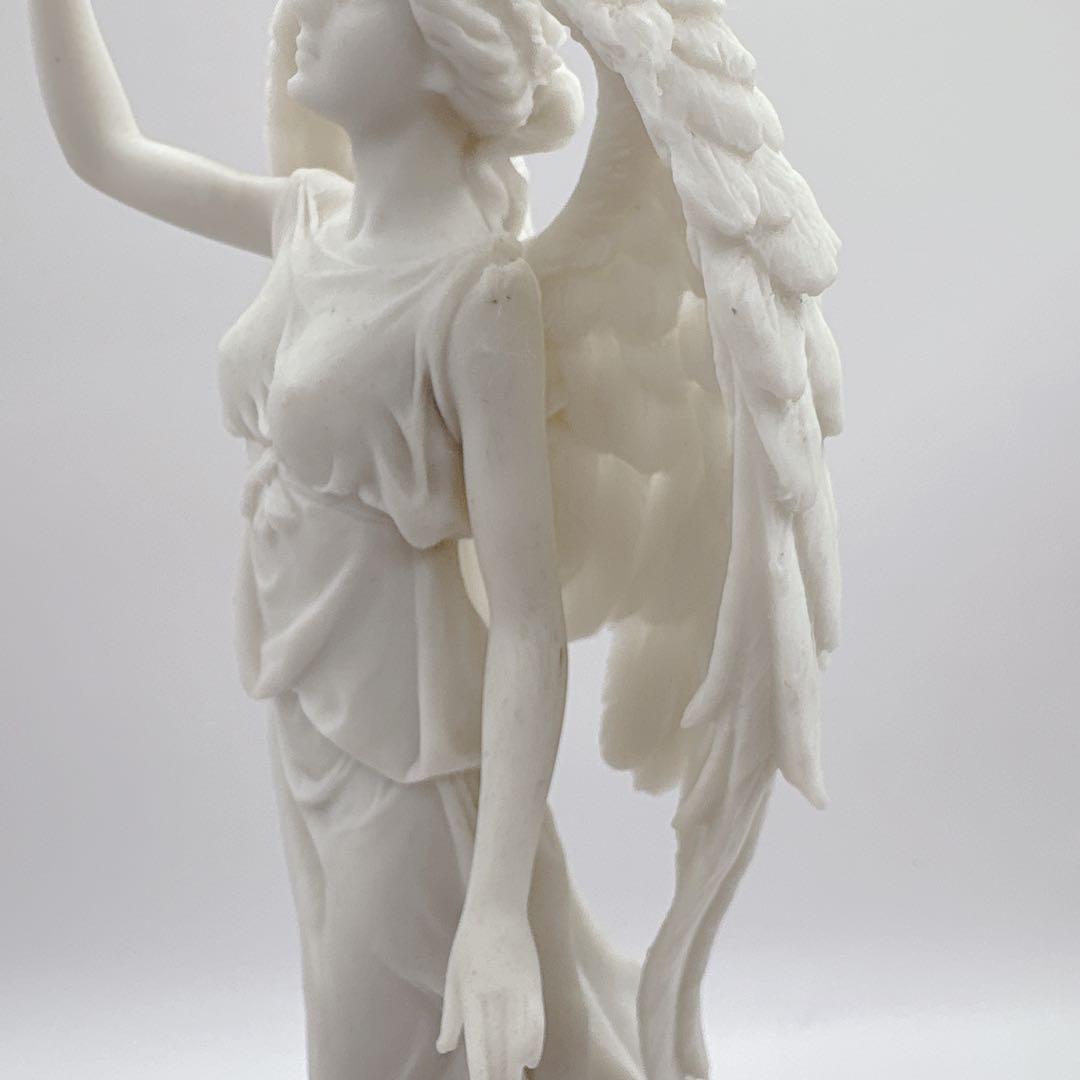 Design Toscano デザイントスカーノ 花輪を捧げ持つ平和の天使