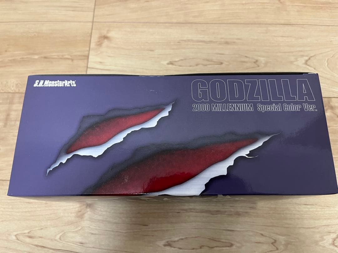 S.H.MonsterArts ゴジラ 2000 ミレニアム スペシャルカラー