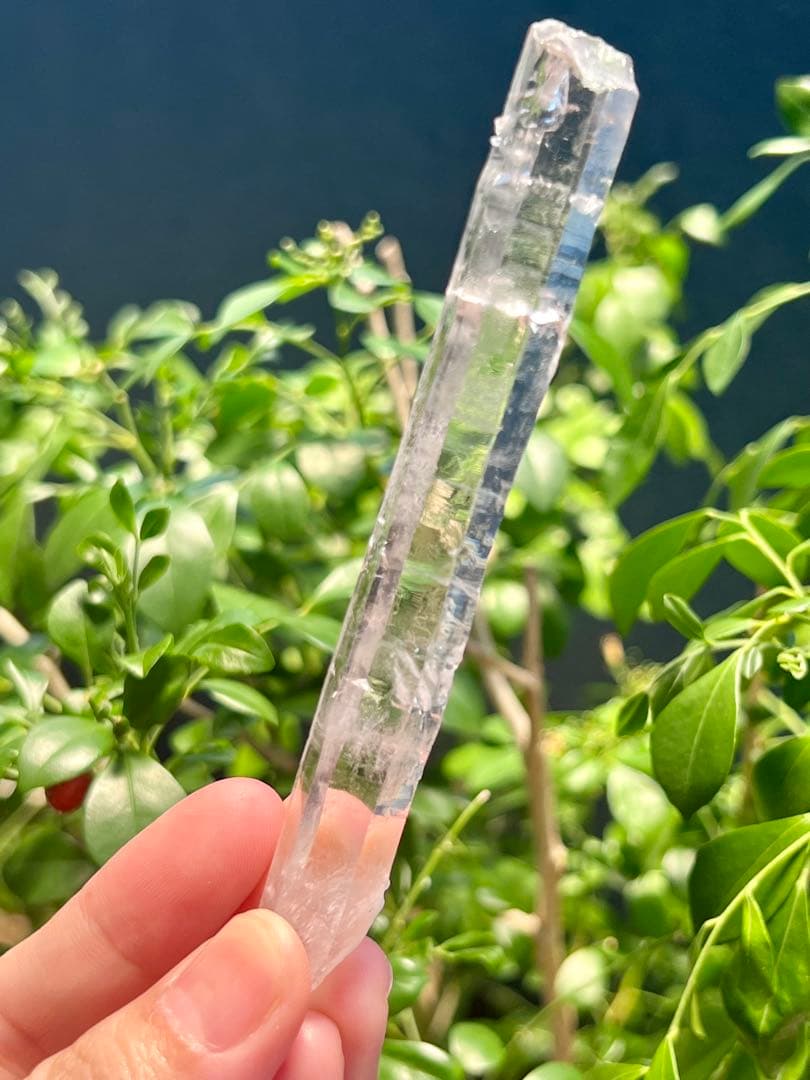 レムリアンシードクリスタル　水晶 ポイント型結晶 原石水晶パワーストーン　瞑想