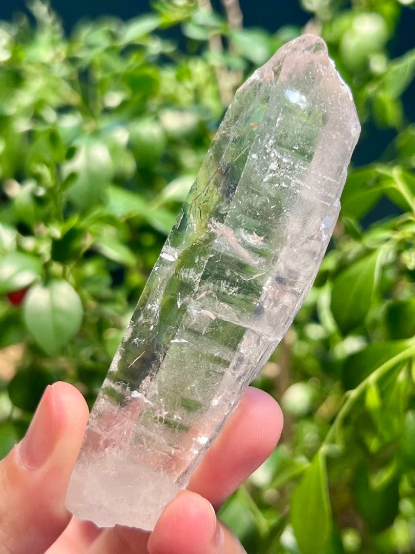 レムリアンシードクリスタル　水晶 ポイント型結晶 原石水晶パワーストーン　瞑想