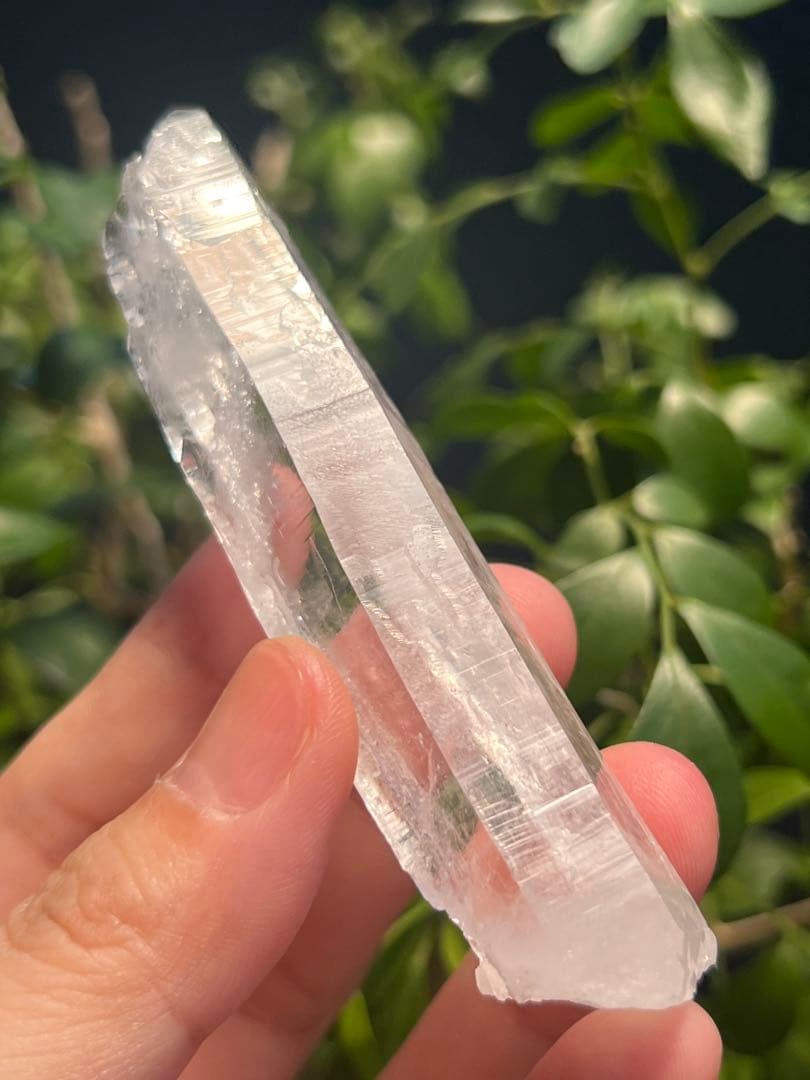 レムリアンシードクリスタル　水晶 ポイント型結晶 原石水晶パワーストーン　瞑想