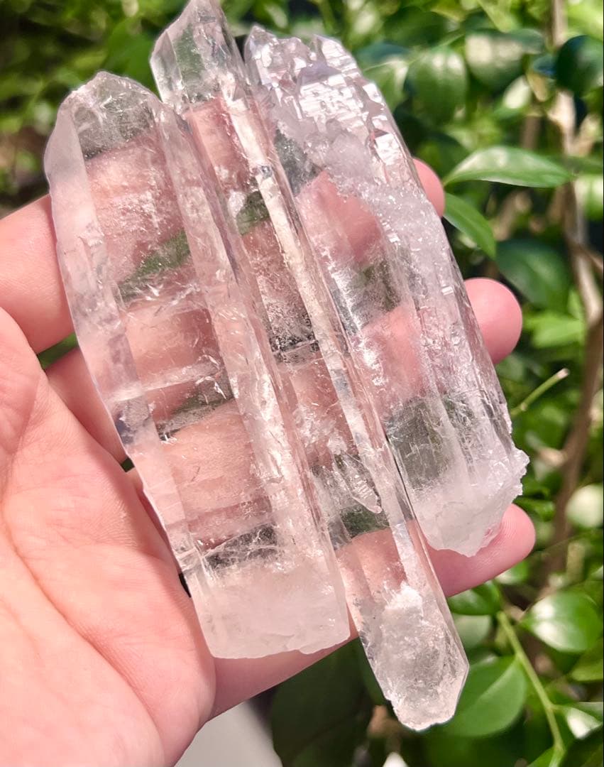 レムリアンシードクリスタル　水晶 ポイント型結晶 原石水晶パワーストーン　瞑想