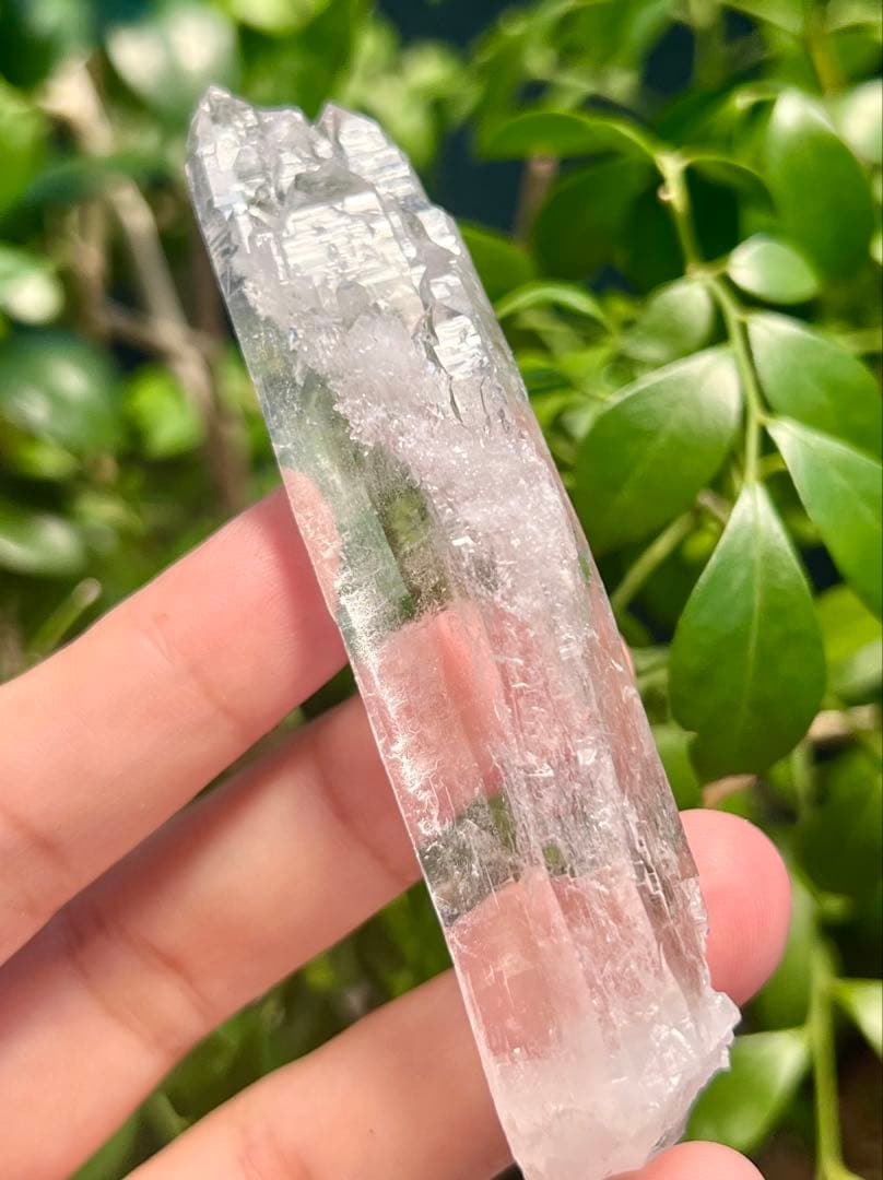 レムリアンシードクリスタル　水晶 ポイント型結晶 原石水晶パワーストーン　瞑想