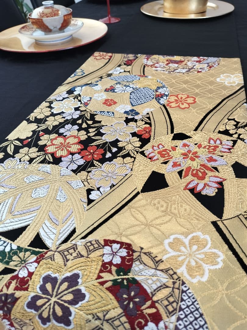 A751高級‼️ひな祭り‼️手毬‼️袋帯テーブルランナー2m19cm - メルカリ
