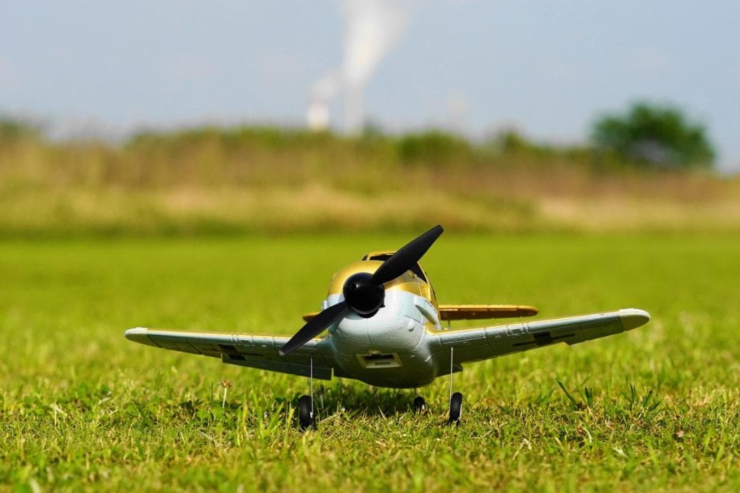 限定大特価◆XK A250 RTF 2.4G 4ch リポ2個付