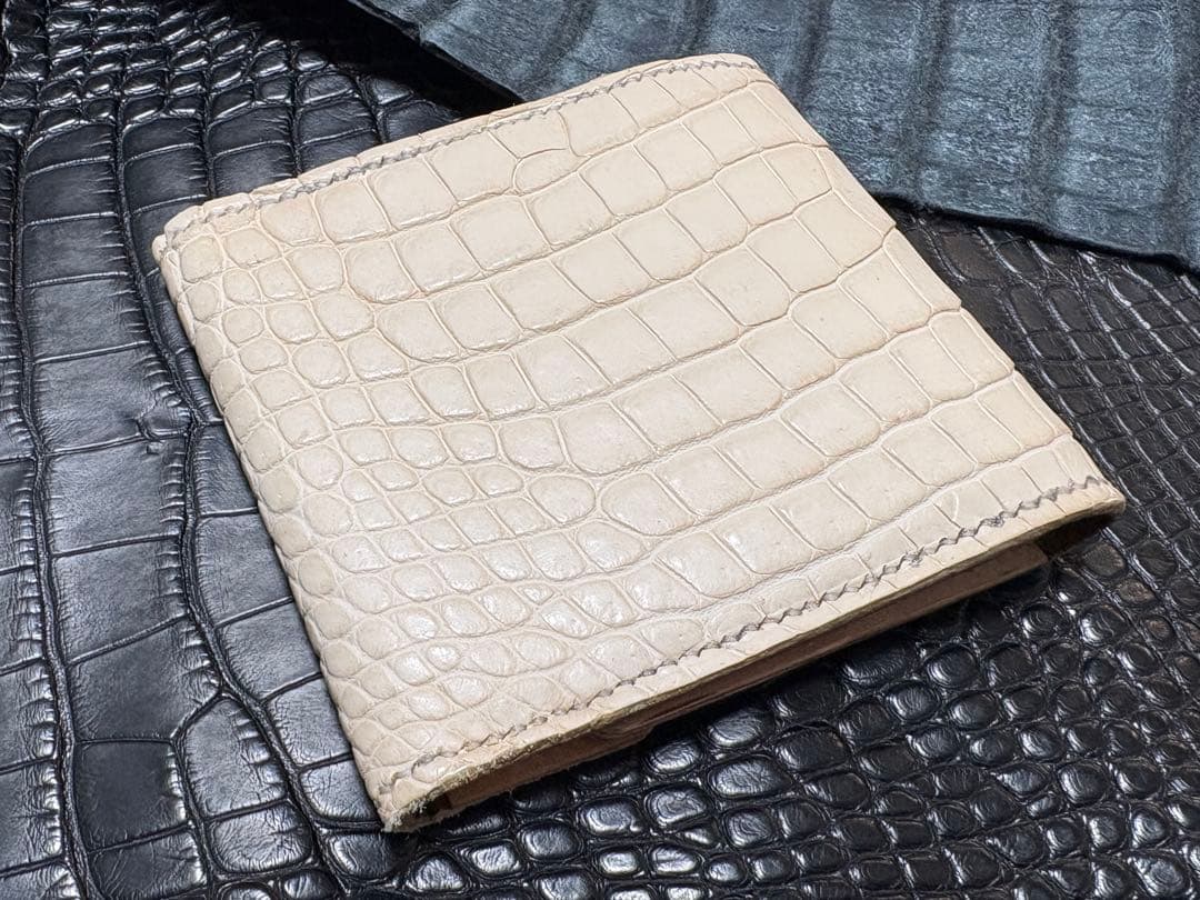 スモールクロコダイル ハンドメイド レザークラフト 総手縫い 財布
