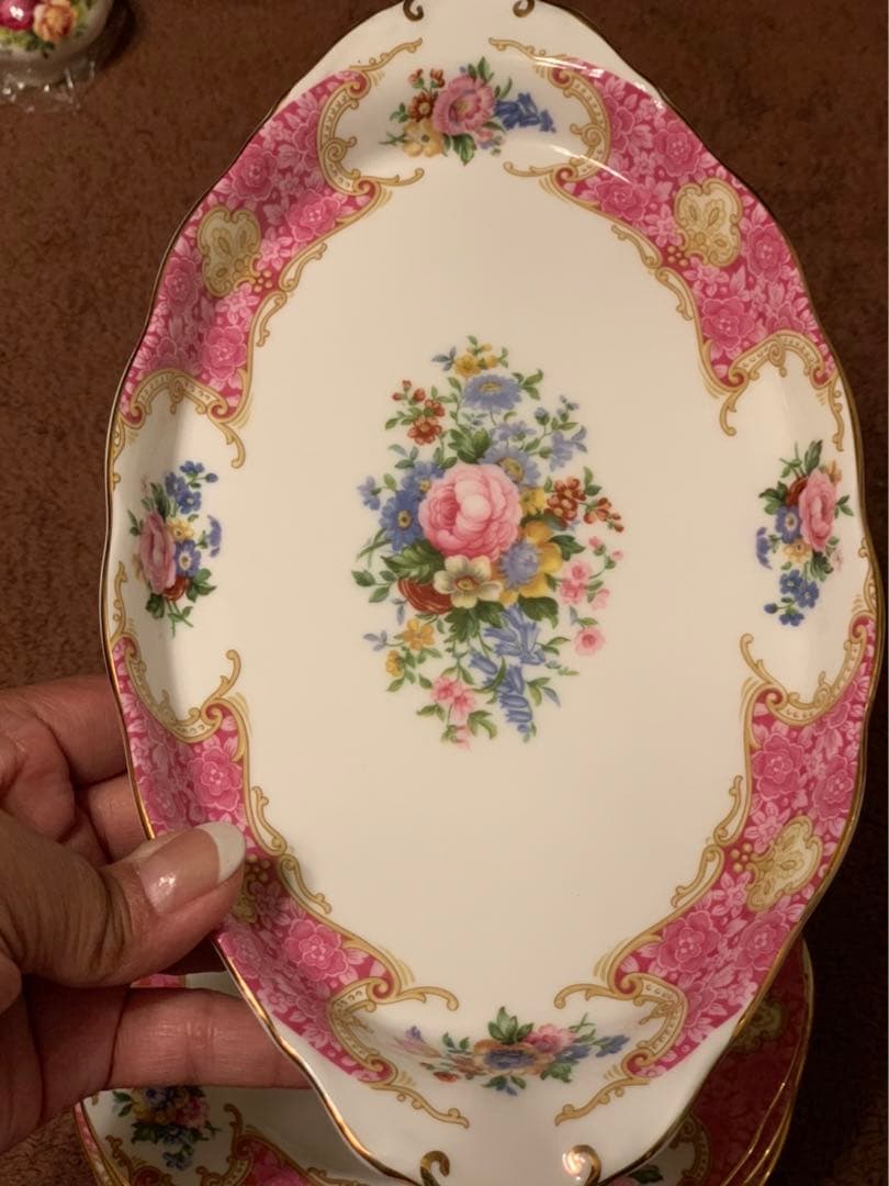   Lady Carlyle “set”