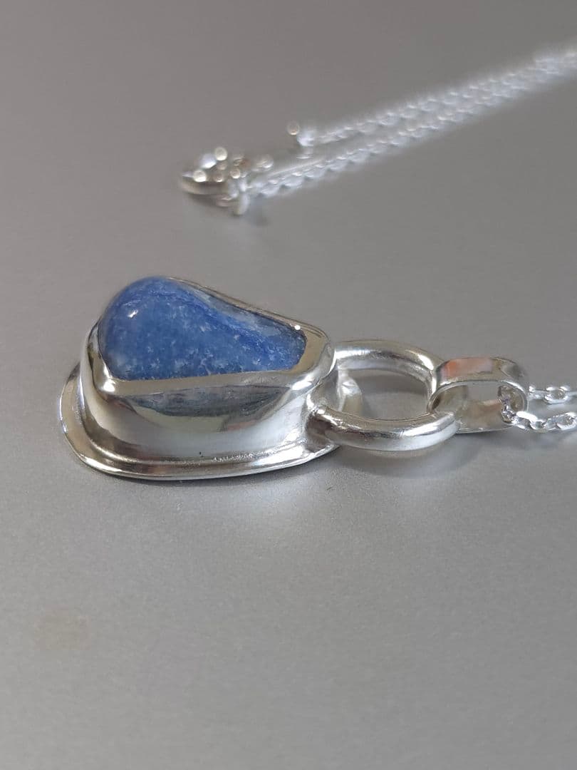 ハンドメイド　シルバーネックレス　デュモルチェライトインクォーツ