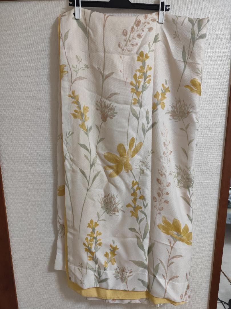 【新品】花柄水彩パステルイエローカーテン　2枚セット　200✕200CM