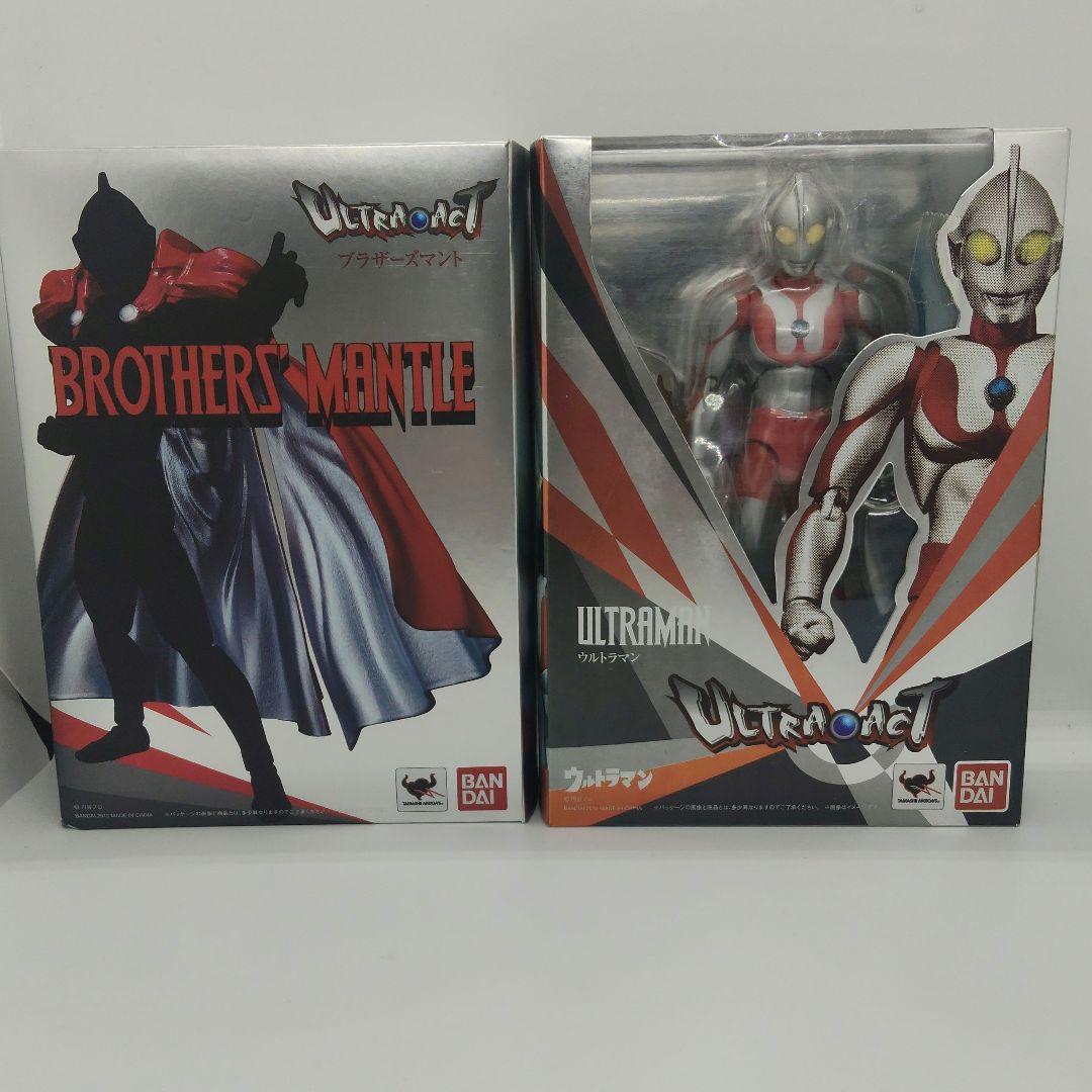 ULTRA-ACTウルトラマン ブラザーズマント - メルカリ