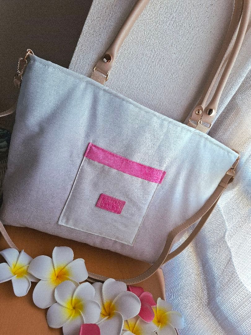 ♡ハワイアンキルト　バッグ　2WAYファスナー　ピンク　革タグチャーム♡