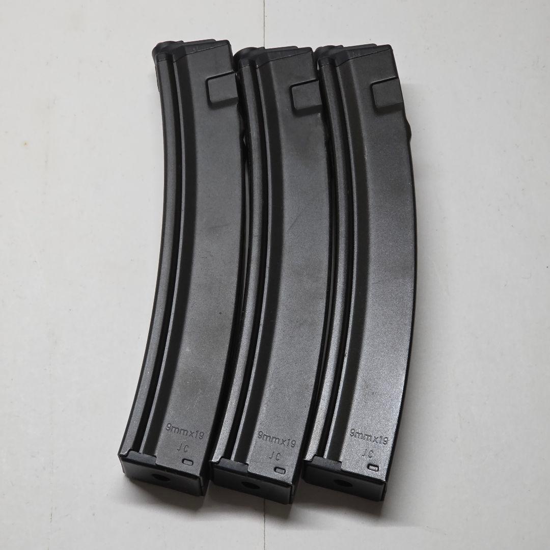 【予備マガジン・オプションバーツ付き】東京マルイ MP5 A5