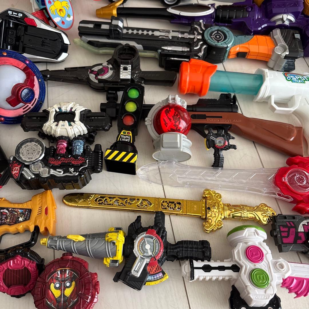 戦隊モノ おもちゃ まとめ売り - メルカリ