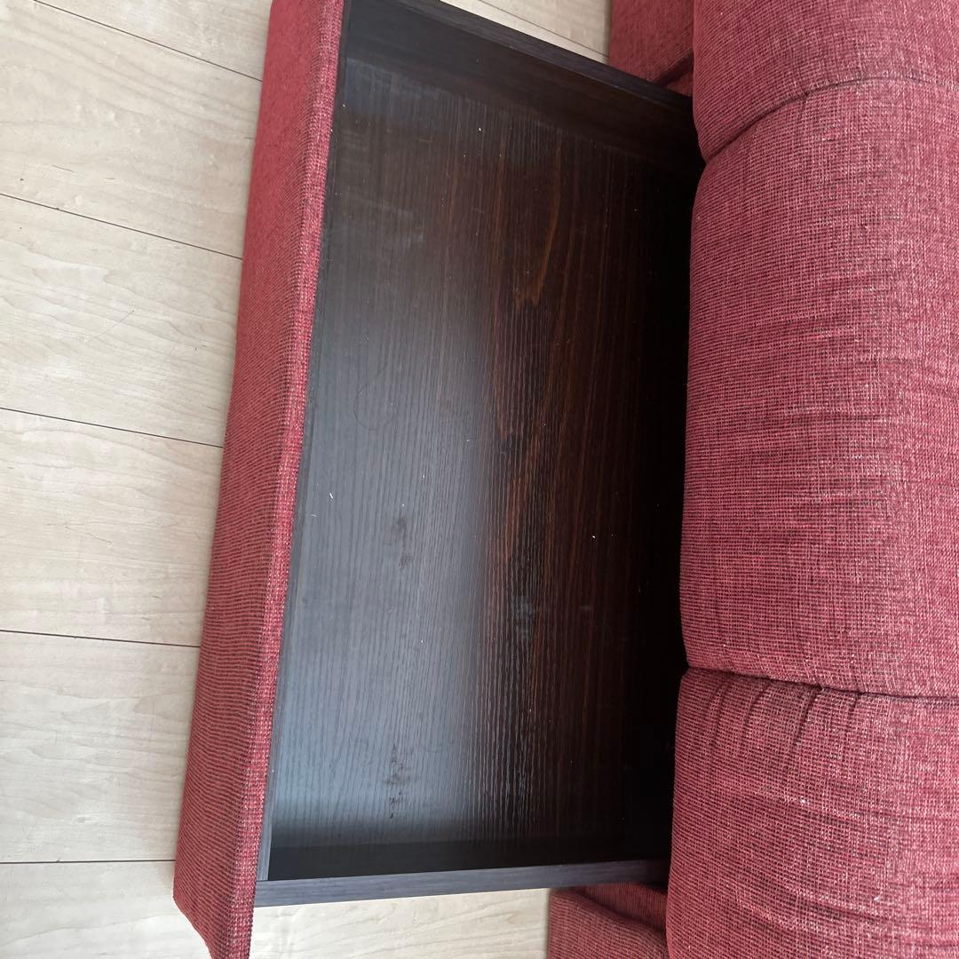 赤い3人掛けソファ　ソファーベッド　リクライニング　レッド