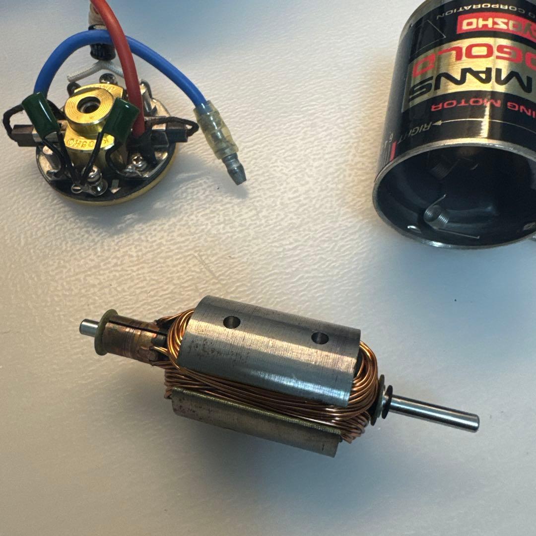 Kyosho京商 LE MANS 360ゴールド ブラシモーター 当時物 - メルカリ