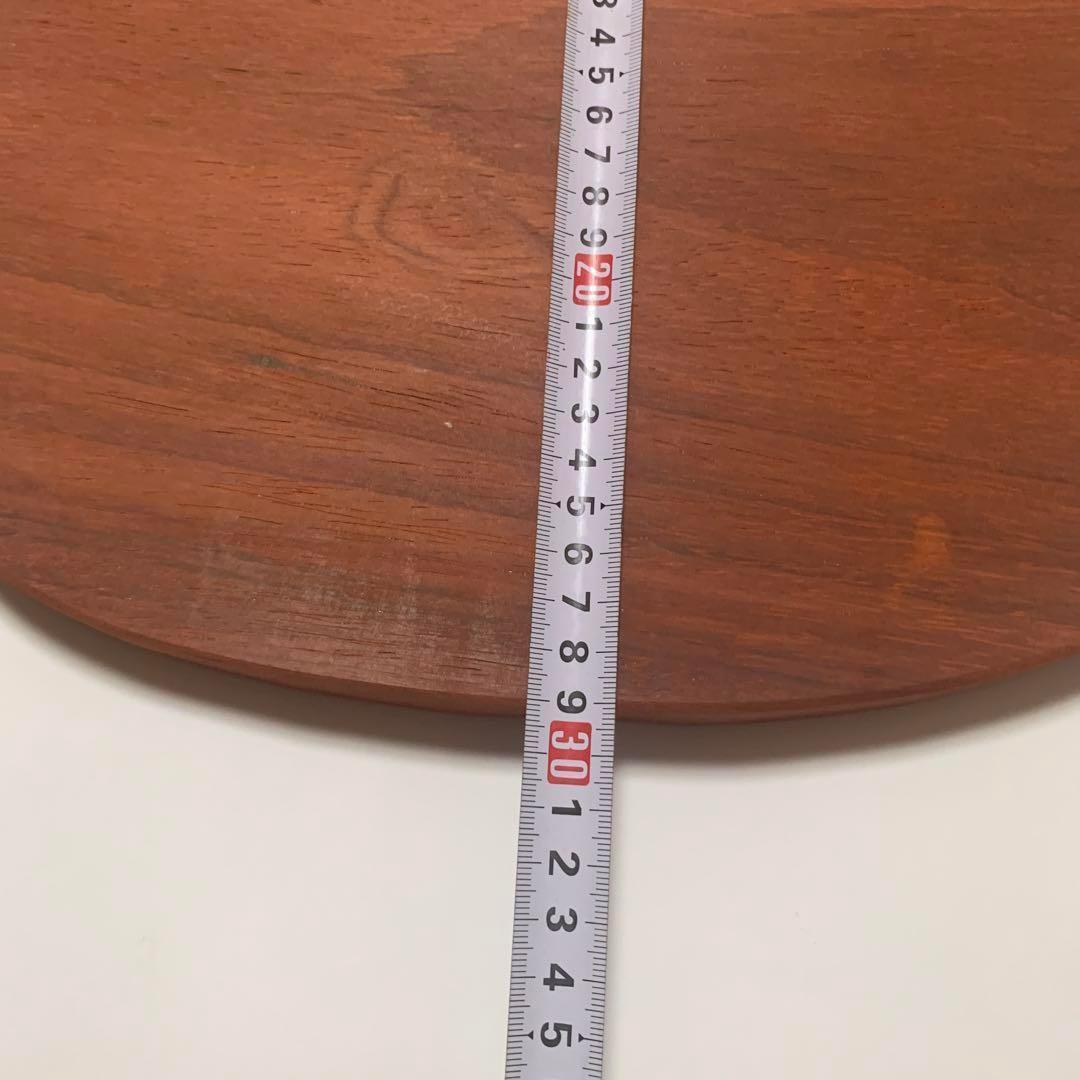 ♪　可愛いネコちゃんモチーフ　パドック　カッティングボード　まな板 　一枚板