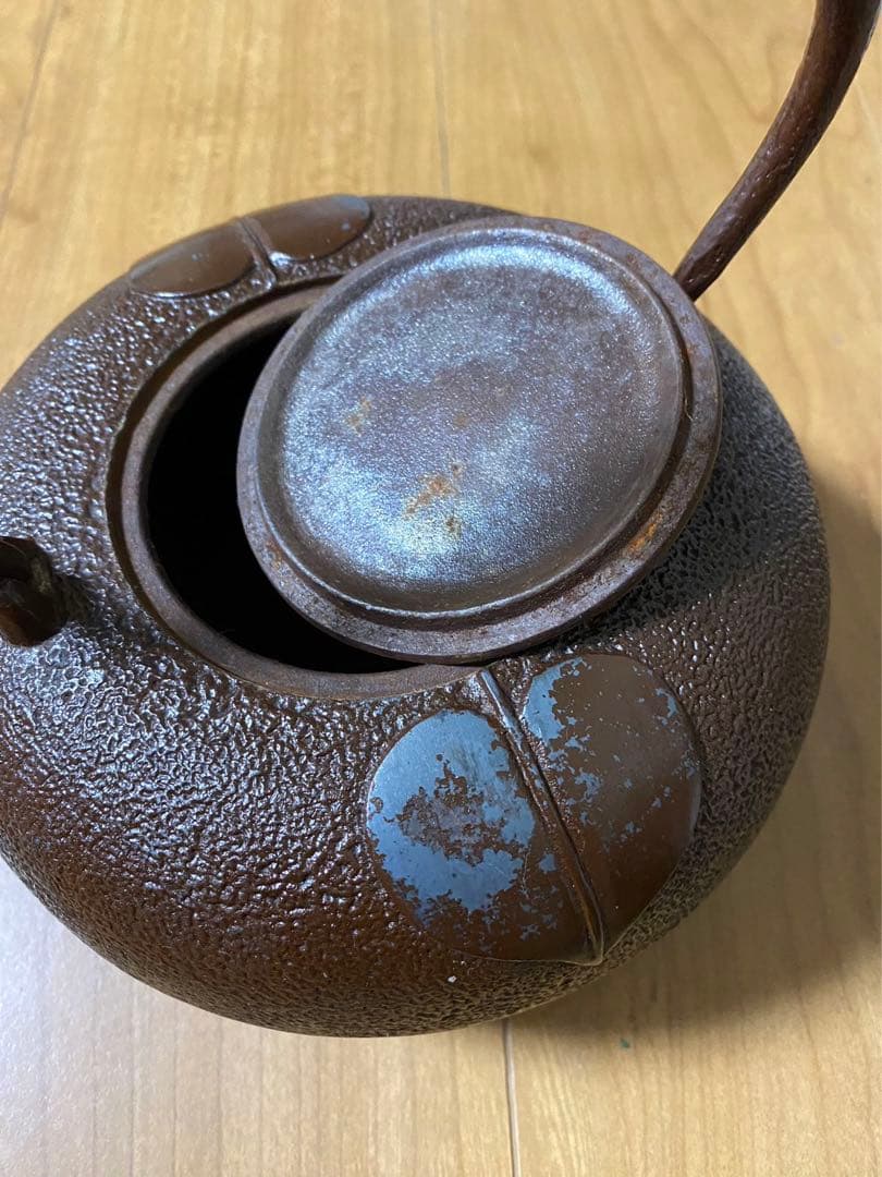 南部鉄器  鉄瓶  岩鋳赤茶壺　茶砂鉄柿葉絵 煎茶道具 急須 年代品