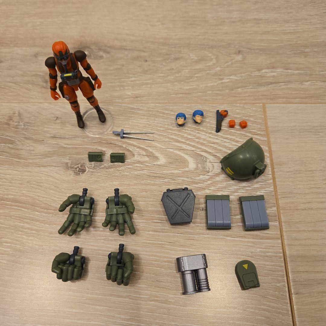 Hi-l R ボトムズ レッドショルダー