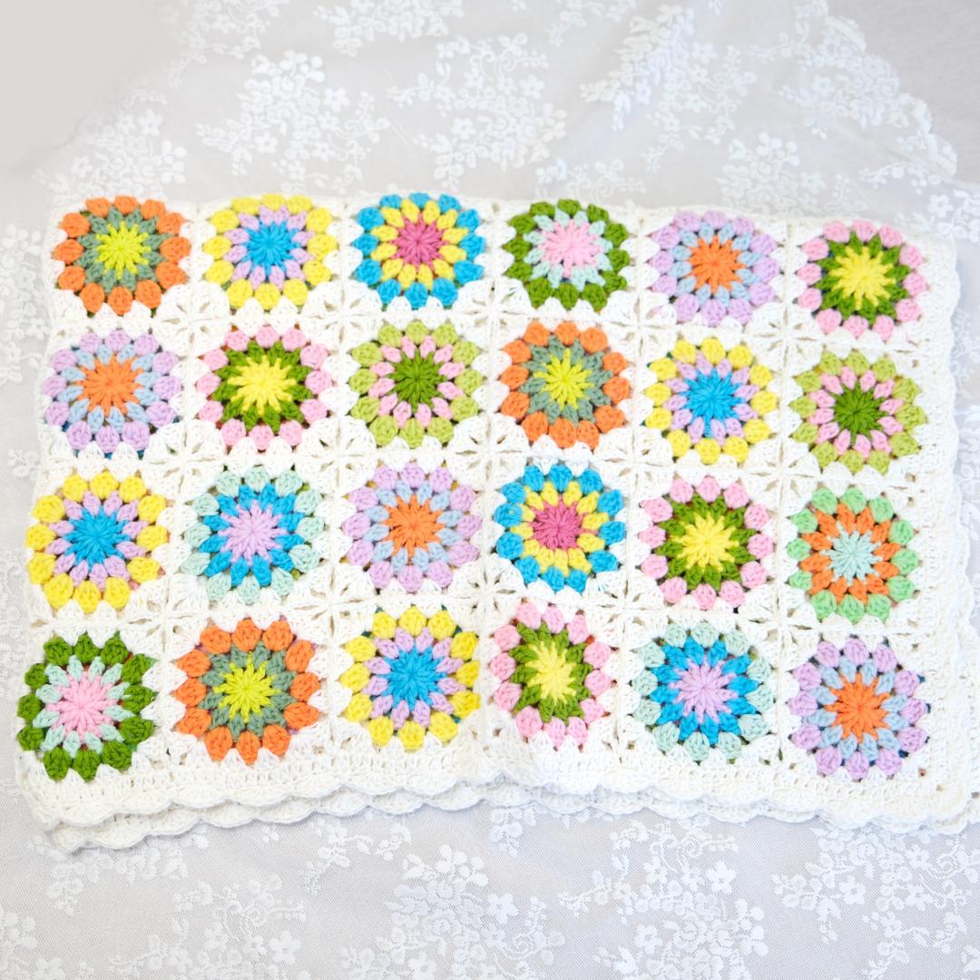 【未使用】ハンドメイドかぎ針編みブランケット