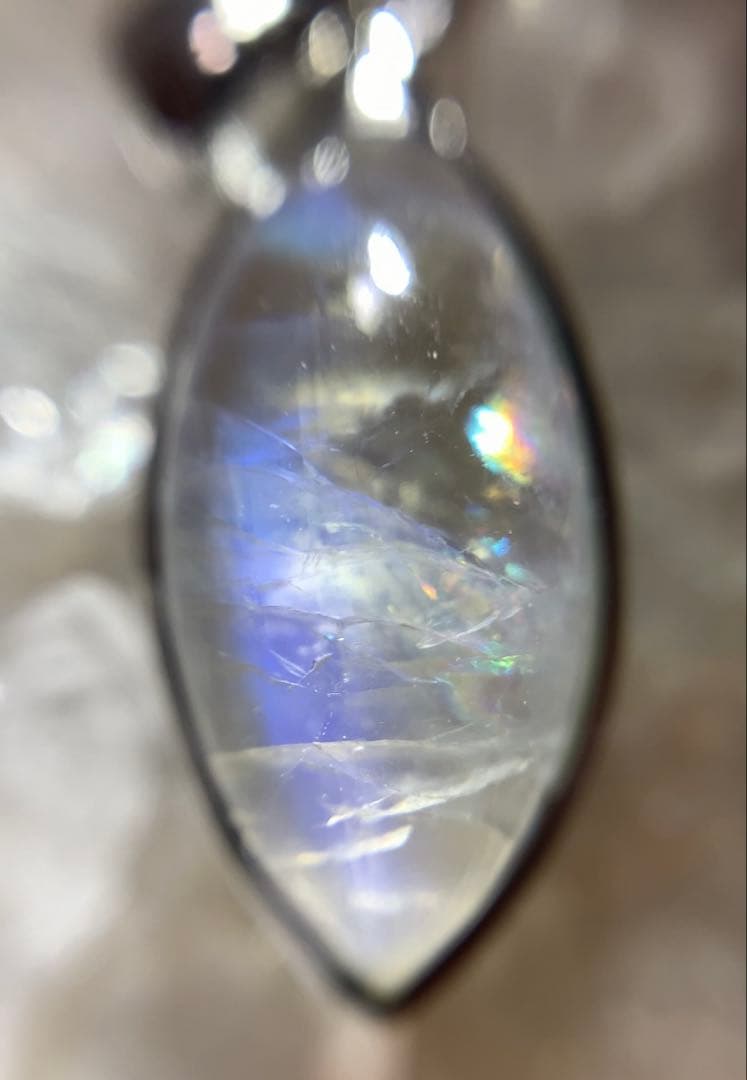 ⭐️eye様⭐️ 《ハイグレード》ホワイトラブラドライト　ペンダントトップ