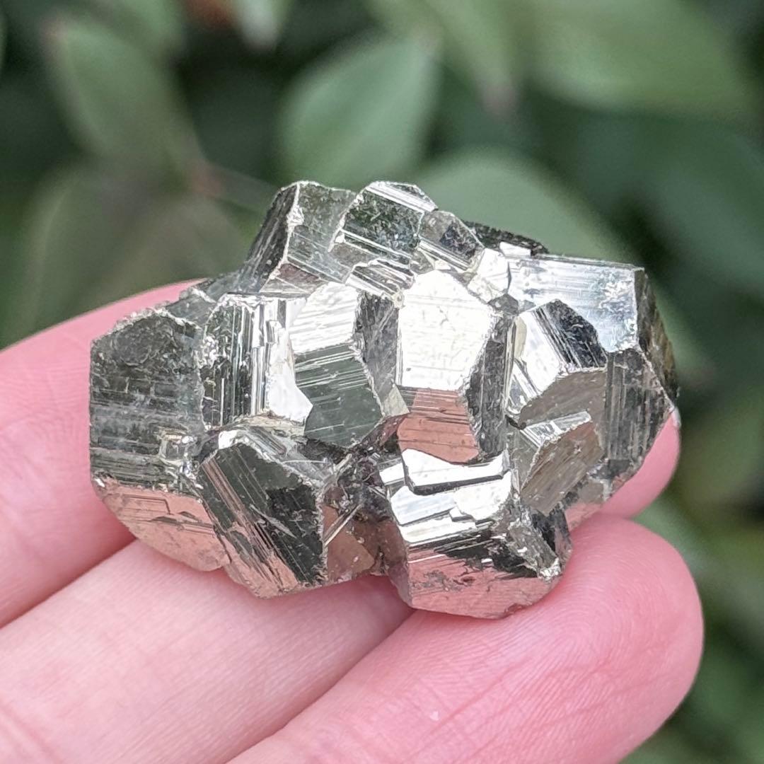 パイライト 黄鉄鉱 邪気祓い 鉱物標本 MY1243 - メルカリ