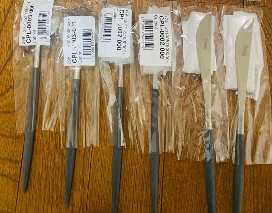 クチポール カトラリーセット　ホワイトxシルバー　ブラックxシルバー