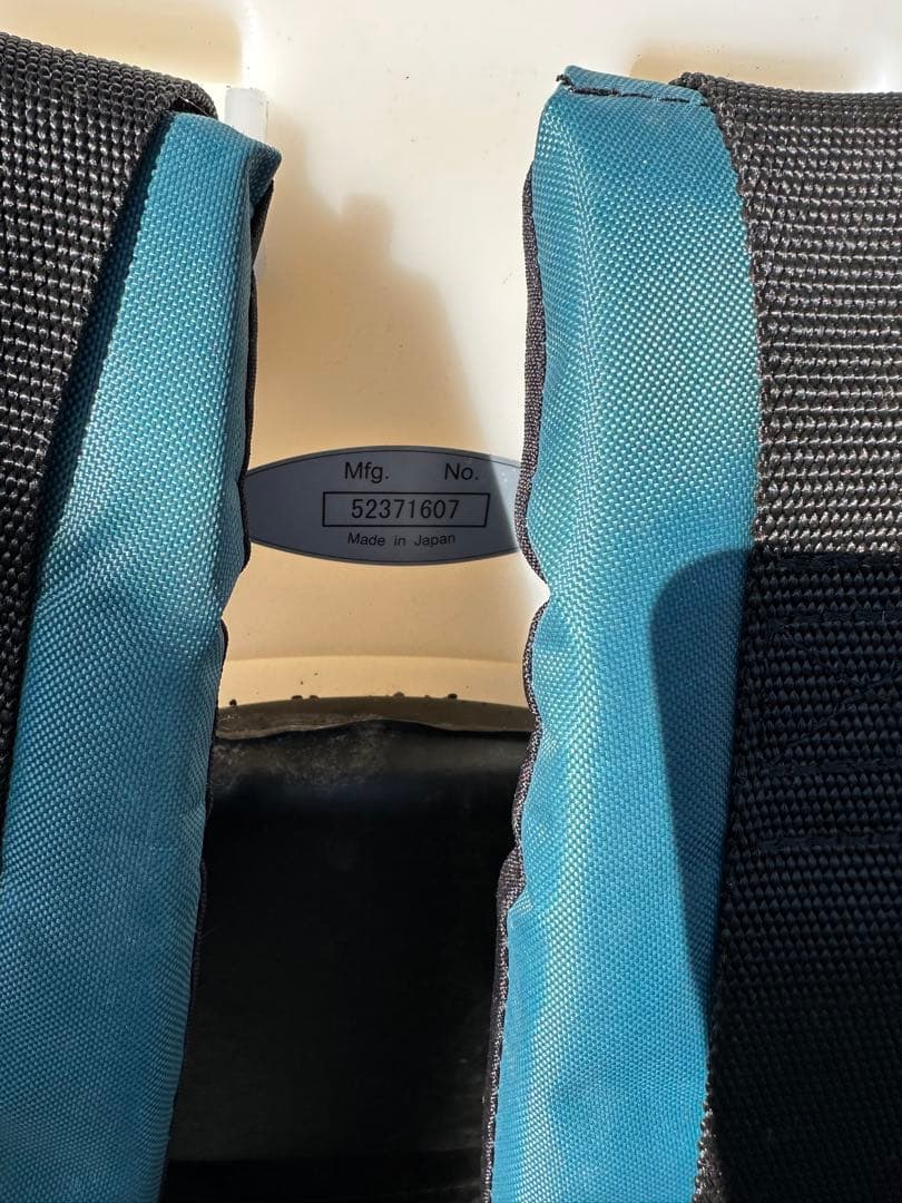 マキタ　噴霧器　充電式20L 18V