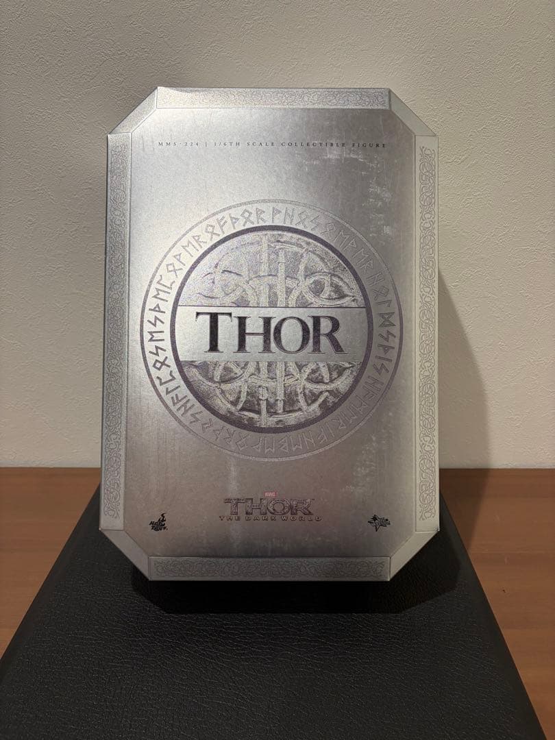 ホットトイズ　THOR THE DARK WORLD